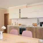 Apartment Elimar *