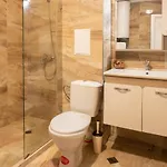 Elimar Apartment *