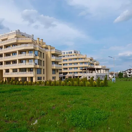 Elimar Апартаменты